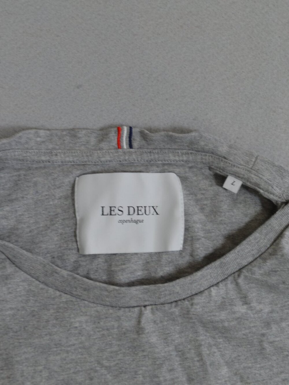 π€ Les Deux Long Sleeve T Shirt Gray Logo Minimalist Cotton Large - Picture 2 of 12
